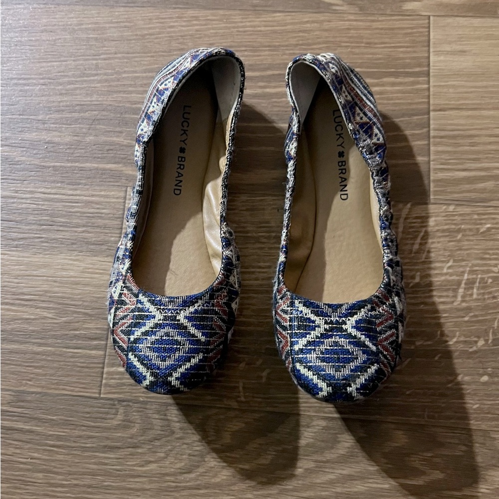 Lucky Brand multi-color flat shoes